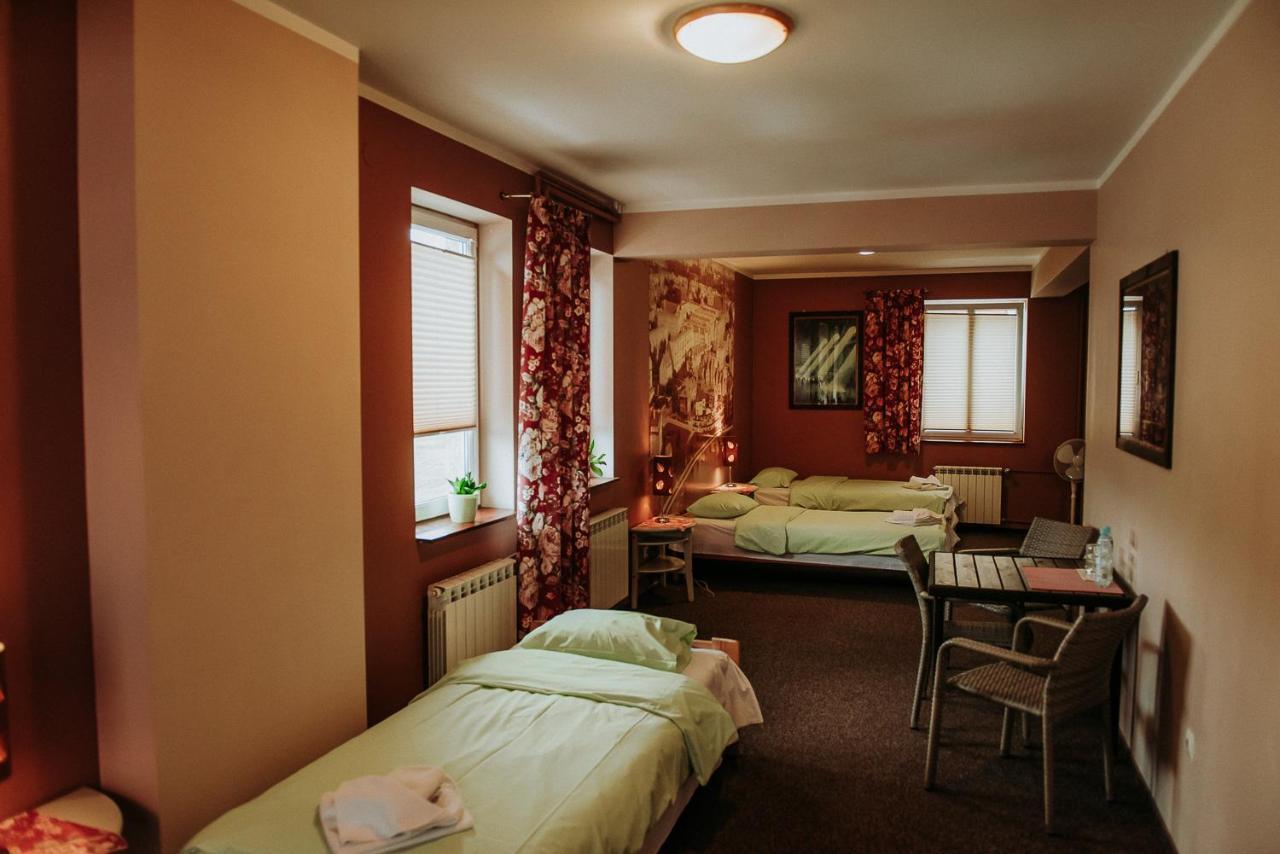 Dos Patos Bed & Breakfast Елк Екстериор снимка