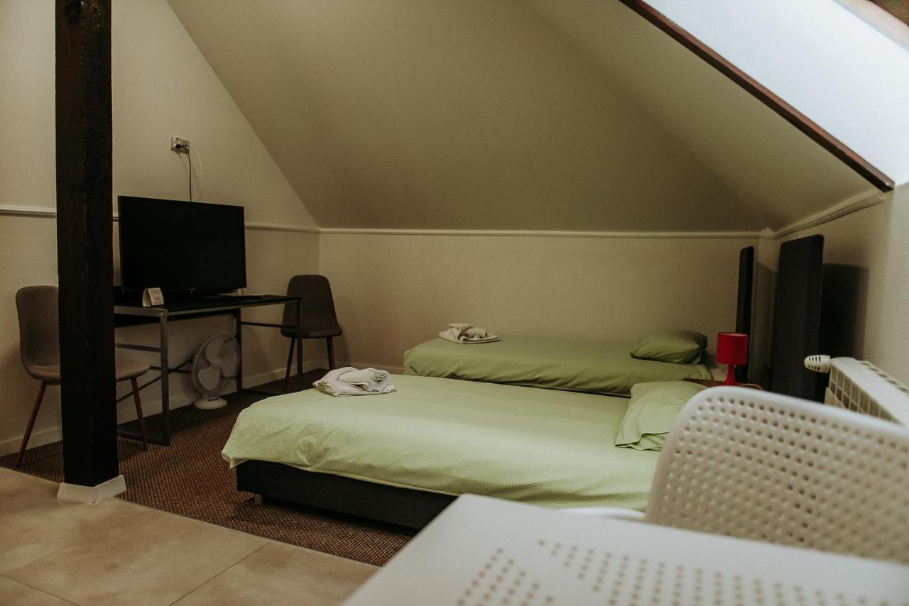 Dos Patos Bed & Breakfast Елк Екстериор снимка