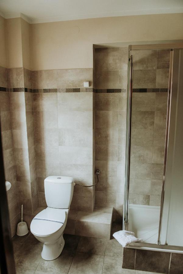Dos Patos Bed & Breakfast Елк Екстериор снимка