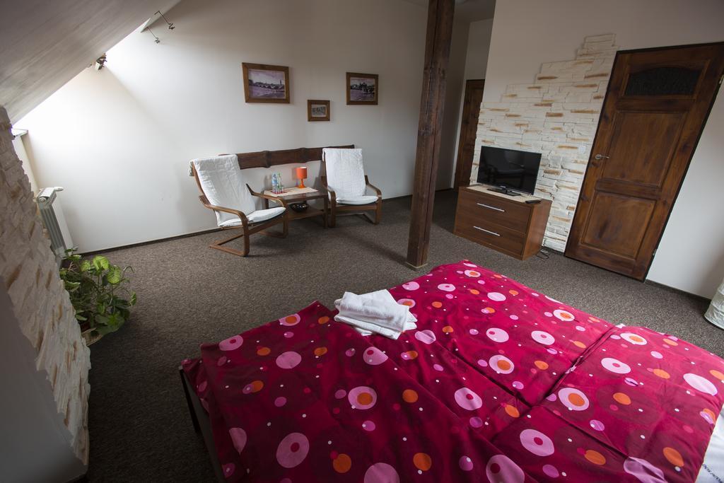 Dos Patos Bed & Breakfast Елк Стая снимка