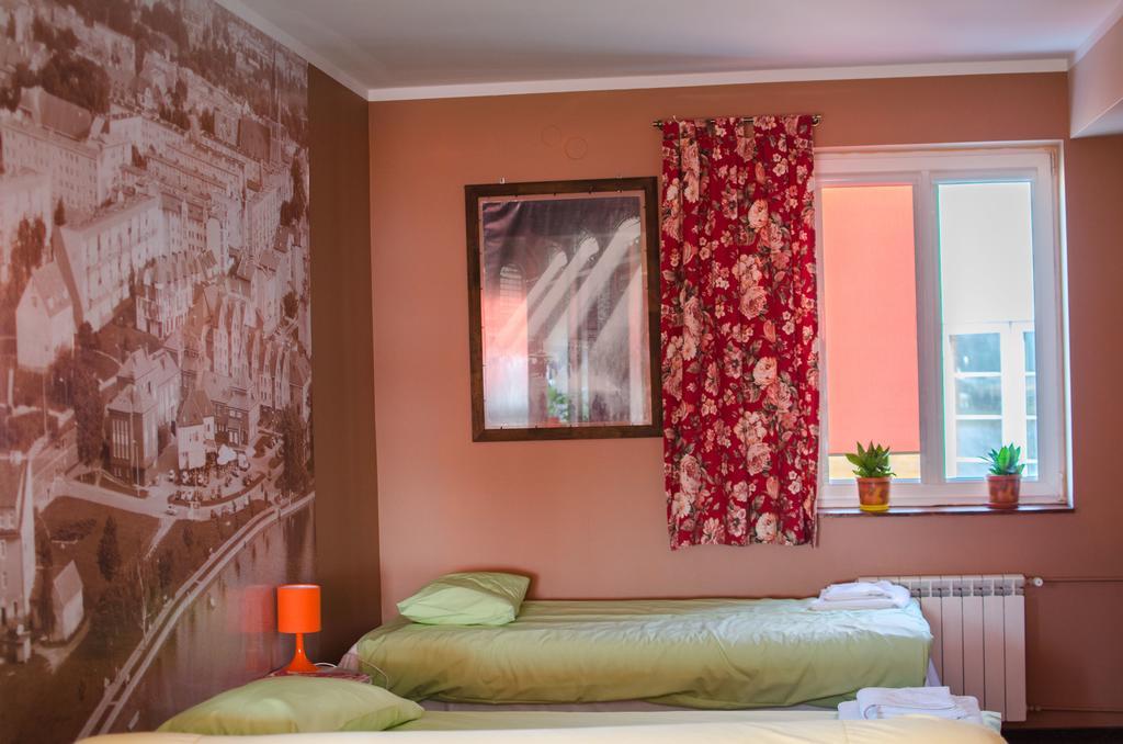 Dos Patos Bed & Breakfast Елк Стая снимка